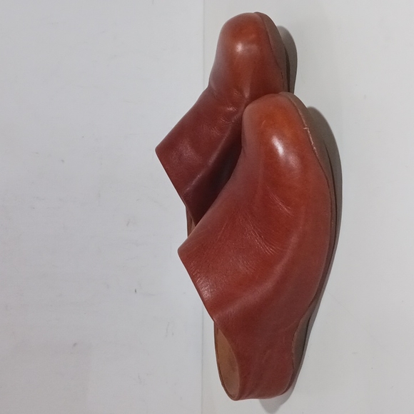 Fitflop Shoes Fitflop Shuv Mule Clogs Tan Size 7 Poshmark